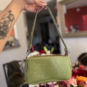 GREEN BAGUETTE BAG 💚